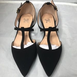 NWOT/BOX JG Black pointed flats
